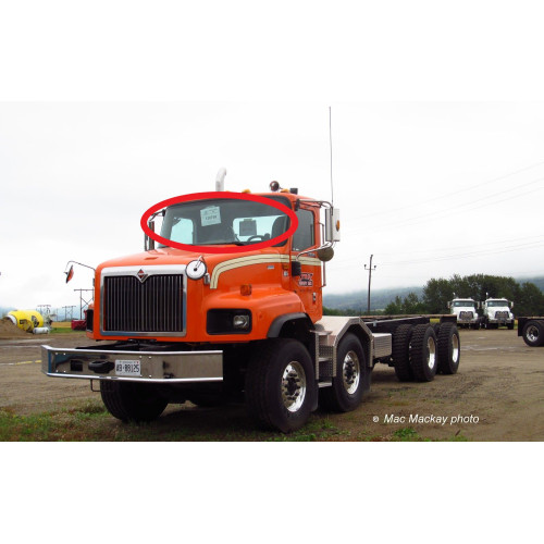 INTERNATIONAL/NAVISTAR 5000