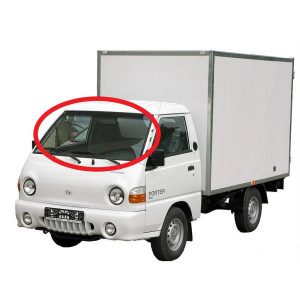 Hyundai H100 (стекло лобовое)